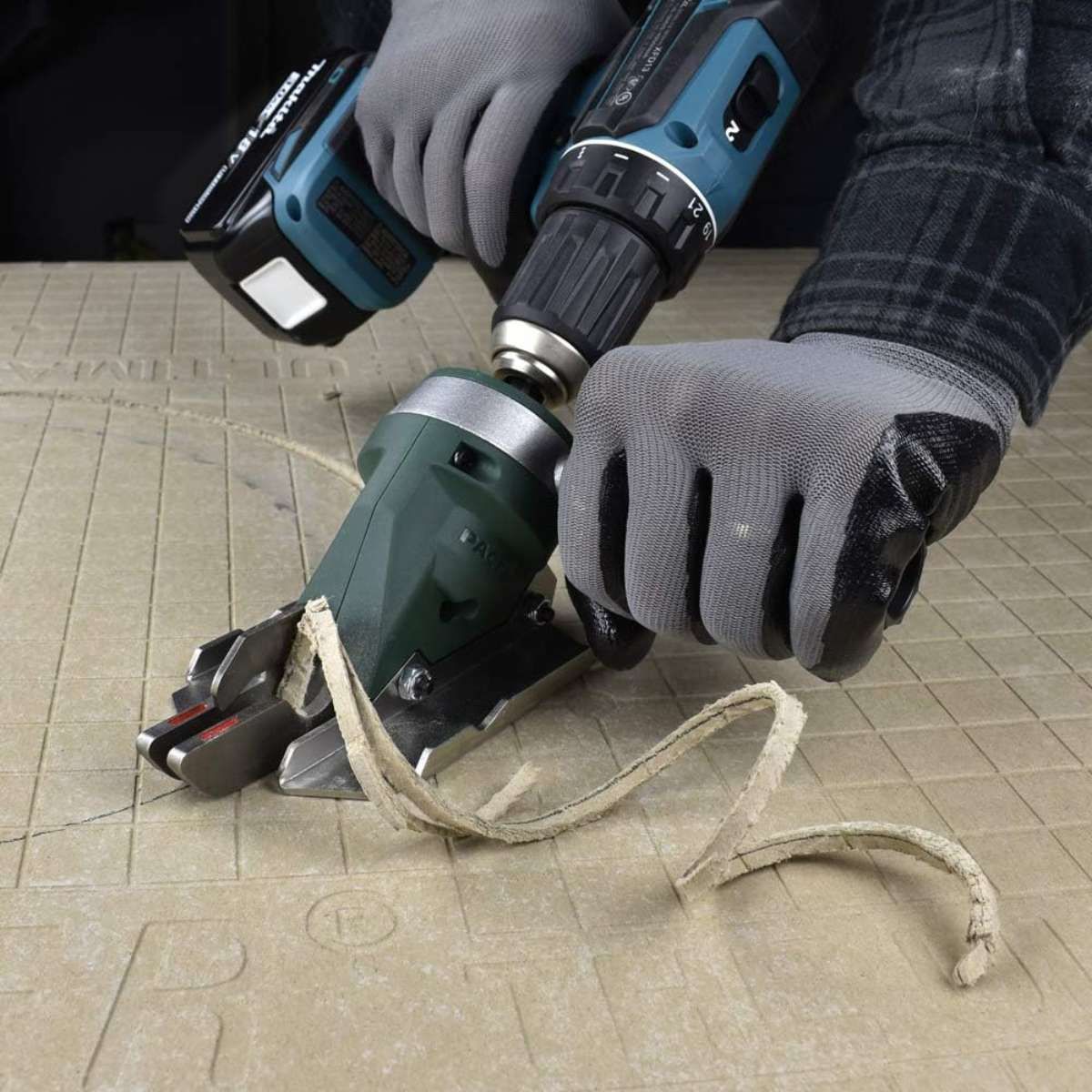 PacTool SS724 Snapper Shear Pro - Fibre cement board cutting tool