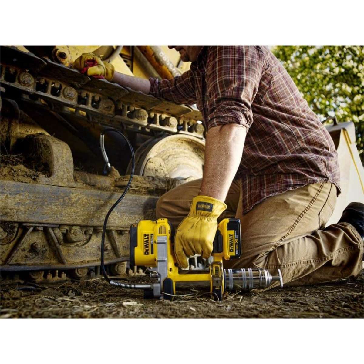 DEWALT 20V MAX GREASE GUN, CORDLESS, DCGG571B