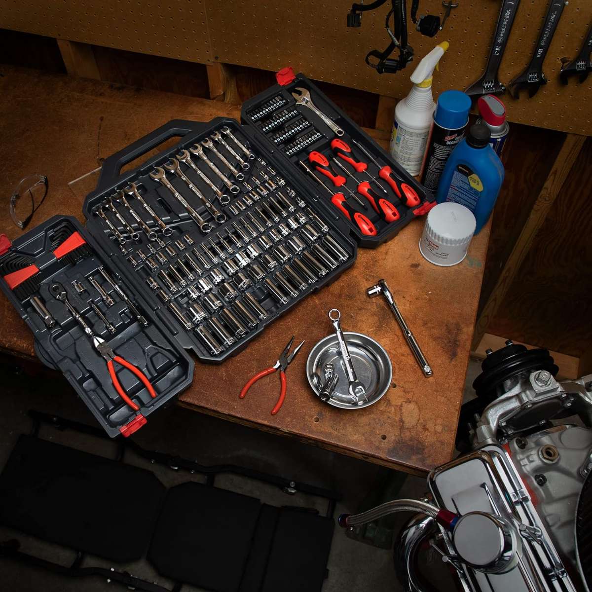 Crescent 180 Piece Professional Tool Set in Tool Storage Case - CTK180