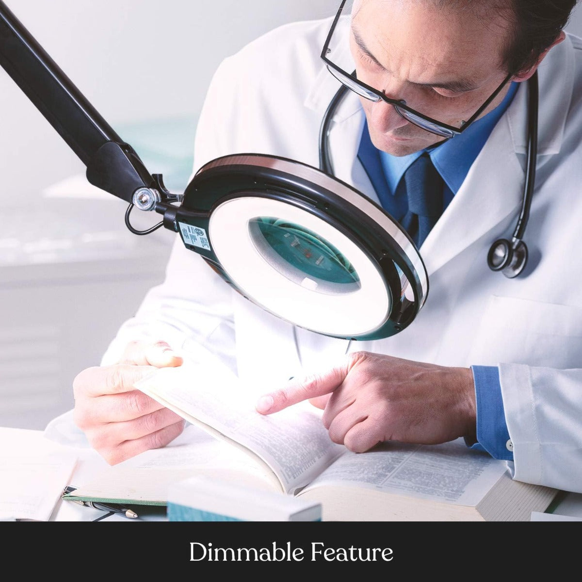 Brightech Lightview Pro Magnifying glass