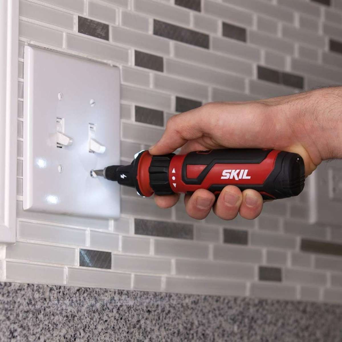 SKIL Rechargeable 4V Cordless Screwdriver - SD561204