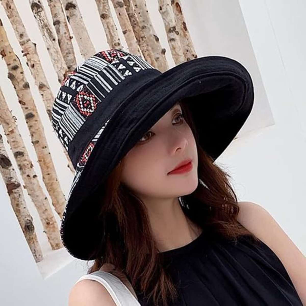 Women's wide-brimmed sun hat metal wired-brimmed beach hat