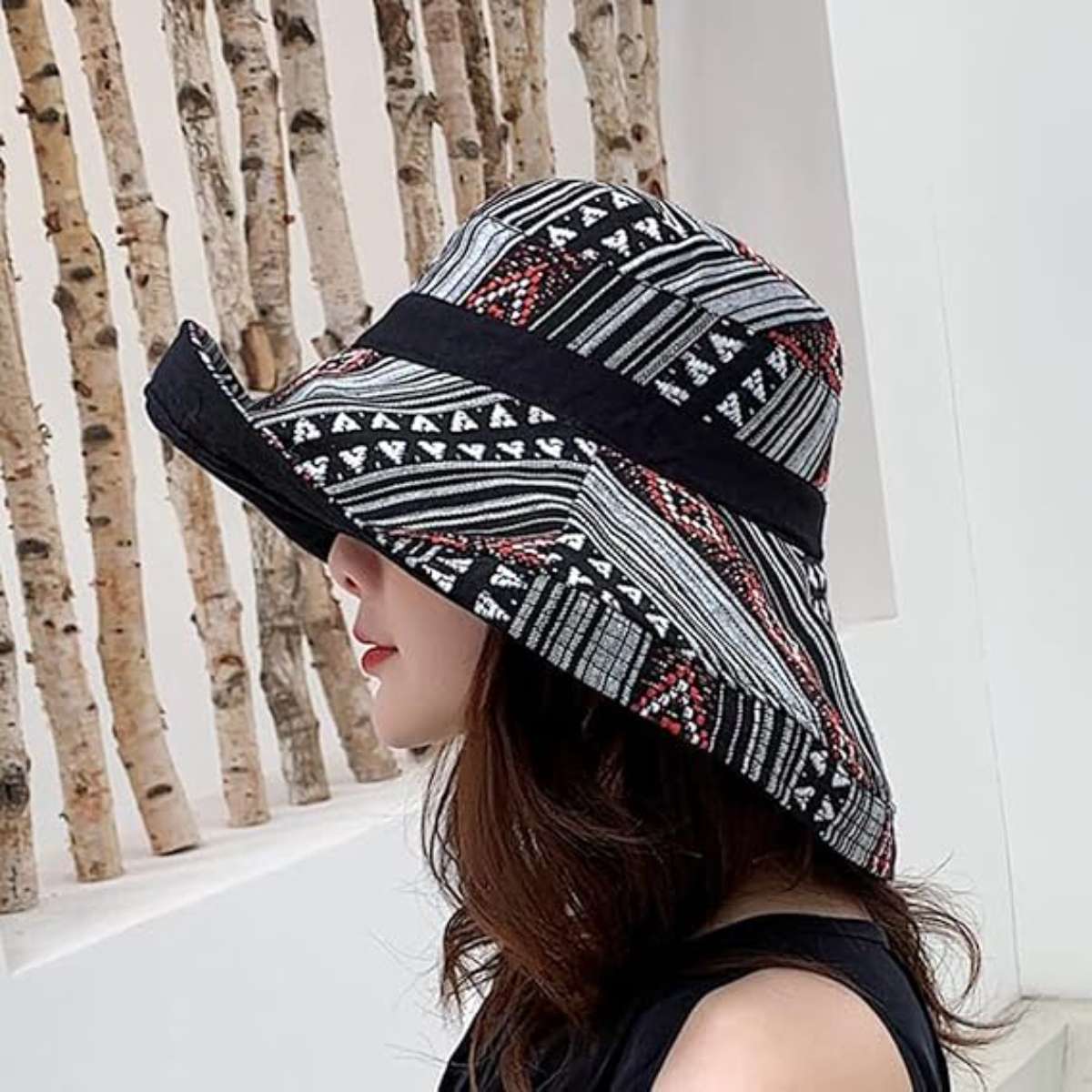 Women's wide-brimmed sun hat metal wired-brimmed beach hat