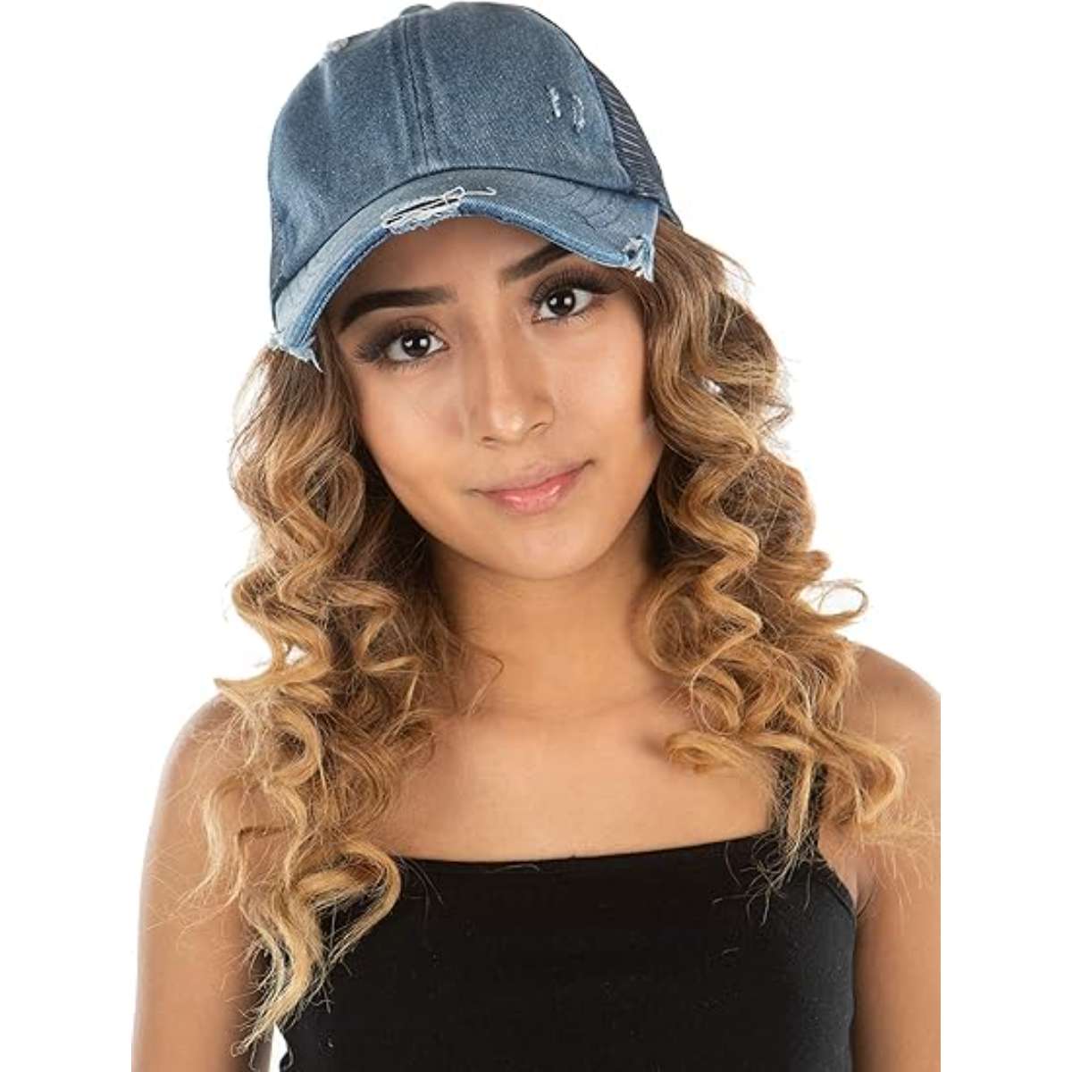 Fashionable Junque Chris cross hat