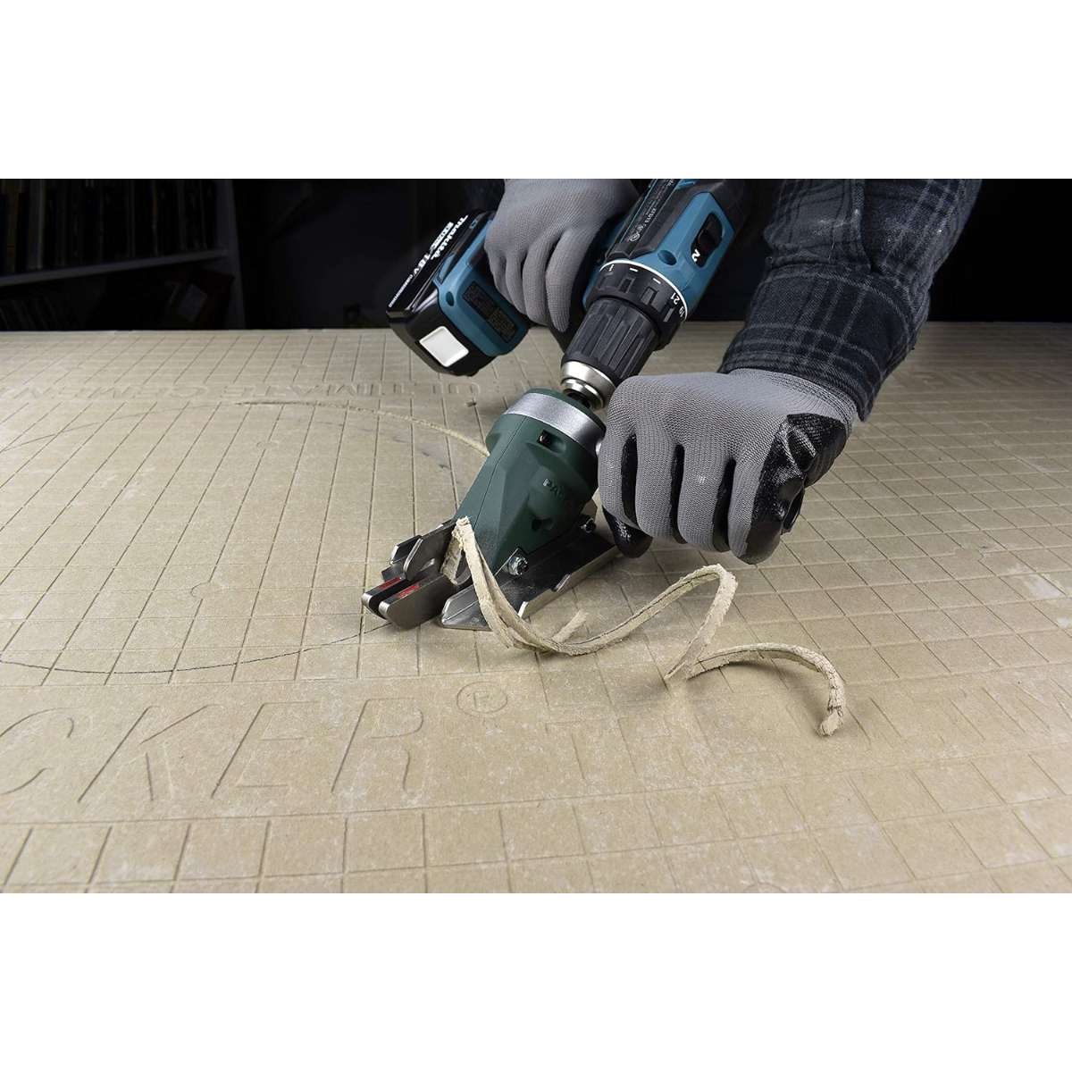 PacTool SS724 Snapper Shear Pro - Fibre cement board cutting tool