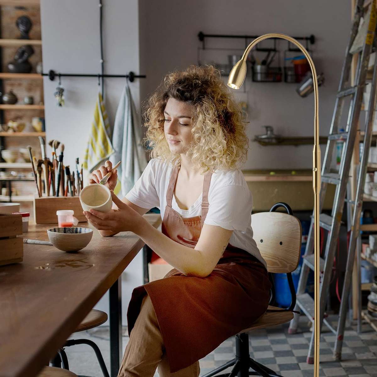 Oh' Breitley – Adjustable Ryder Beam Floor Lamp
